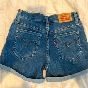 Levi’s denim jean shorts
